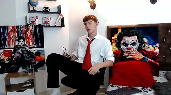 flowers18 online show from 02.19.25