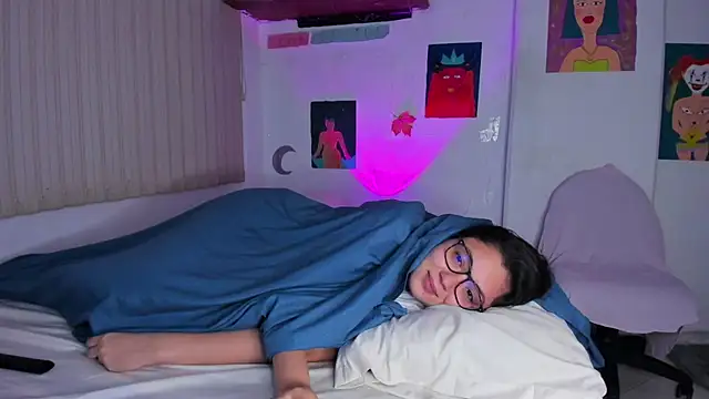 Snapshot of azumi_cutiepie_ chatting on 03.11.25 azumi cutiepie online show from 03.11.25