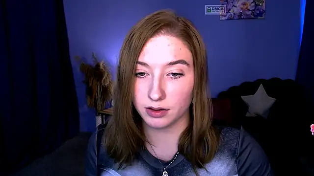 Snapshot of daisy_candy chatting on 12.24.24 daisy candy online show from 12.24.24