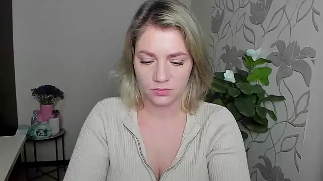 MariaSttone online show from 10.07.25