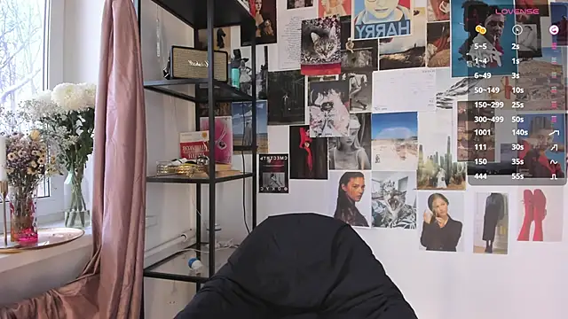 MonicaRocket online show from 01.06.25