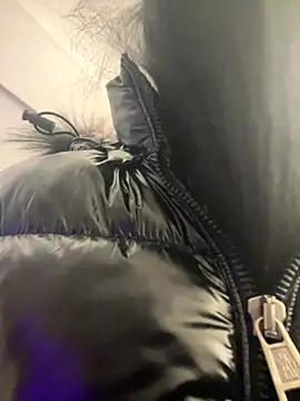 FeetVibe online show from 10.04.25