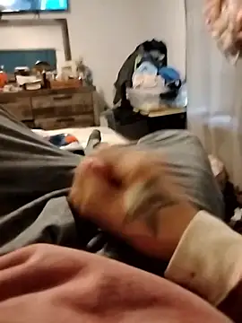 hornygiltz92 online show from 01.18.26