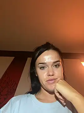 English-Chloe96 online show from 03.03.25