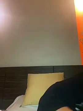 English-Chloe96 online show from 03.19.25