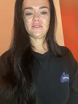 English-Chloe96 online show from 10.15.25