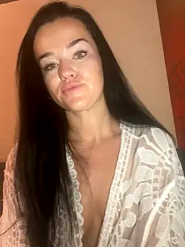 English-Chloe96 online show from 10.17.25