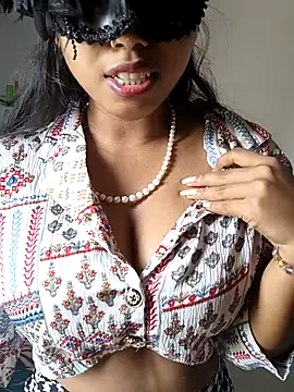 sandy naughty online show from 11.19.25