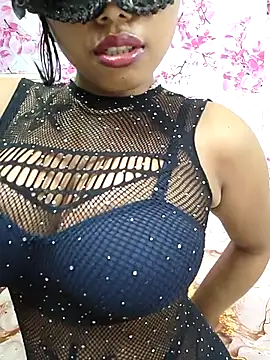 Snapshot of sandy_naughty chatting on 04.26.26 sandy naughty online show from 04.26.26