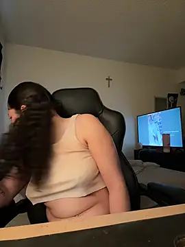 ladylavish online show from 03.14.25