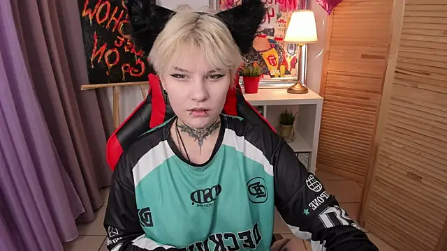 mekurisu online show from 03.18.25