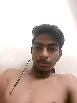 Snapshot of biggboyzz chatting on 12.20.24 biggboyzz online show from 12.20.24
