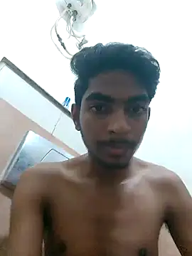Snapshot of biggboyzz chatting on 12.20.24 biggboyzz online show from 12.20.24