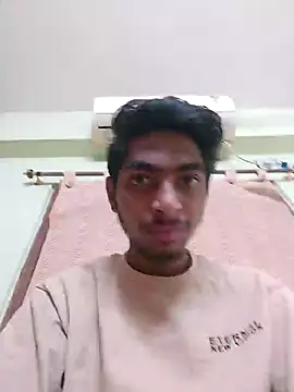Snapshot of biggboyzz chatting on 01.24.25 biggboyzz online show from 01.24.25