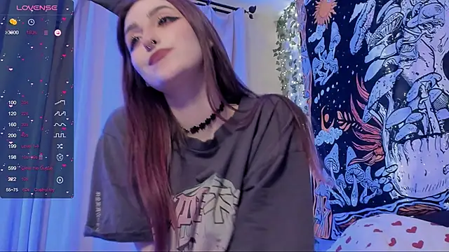 kissthasky online show from 12.13.24