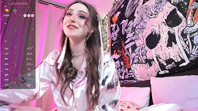 kissthasky online show from 02.21.25