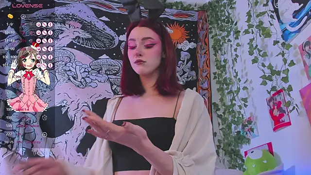 kissthasky online show from 09.14.25