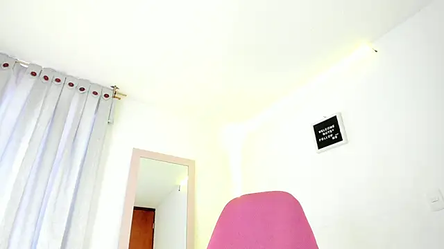 Anniie grey online show from 12.19.24