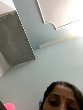 HotRiyacpl online show from 11.28.25