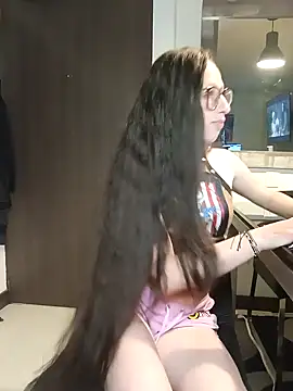 Snapshot of milena_23x chatting on 01.18.25 milena 23x online show from 01.18.25