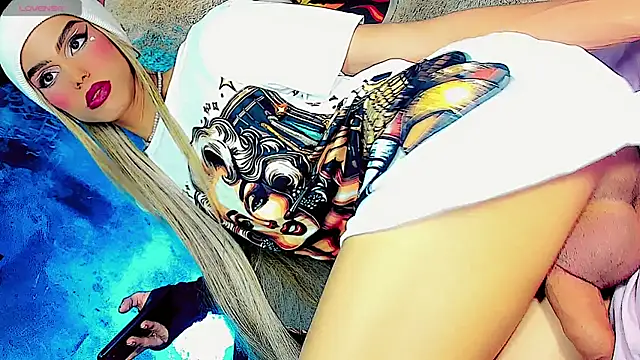 Snapshot of dollswit01 chatting on 03.15.25 dollswit01 online show from 03.15.25