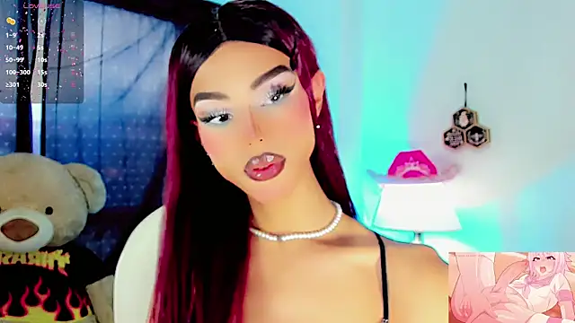 Snapshot of dollswit01 chatting on 03.18.25 dollswit01 online show from 03.18.25