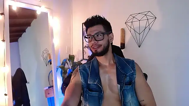 Snapshot of Colby_brown03 chatting on 03.01.26 Colby brown03 online show from 03.01.26