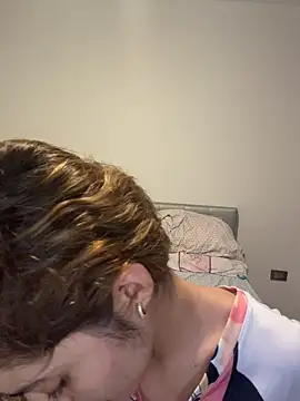 Snapshot of annieesweett chatting on 06.28.26 annieesweett online show from 06.28.26