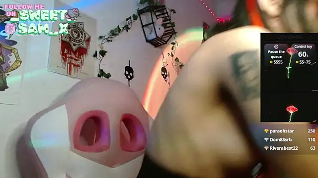 Snapshot of sweet_Samx chatting on 02.05.25 sweet Samx online show from 02.05.25