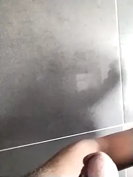 max pane98 online show from 10.15.25