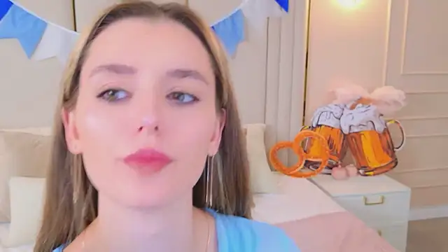 MarybethSnow online show from 10.04.25