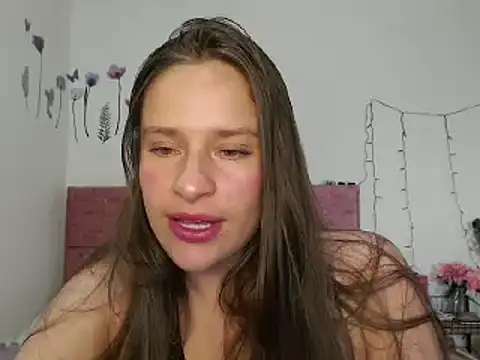 Snapshot of Serenity chatting on 12.25.24 Serenity online show from 12.25.24