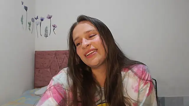 Snapshot of Serenity chatting on 09.30.25 Serenity online show from 09.30.25