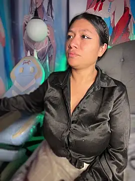 Im Little online show from 01.18.26