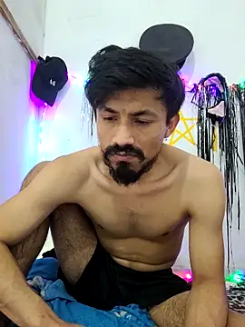 Snapshot of charlesss19 chatting on 02.08.25 charlesss19 online show from 02.08.25