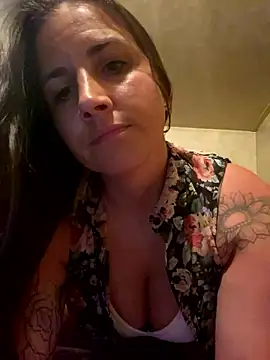 Snapshot of maexmaeee chatting on 09.28.25 maexmaeee online show from 09.28.25