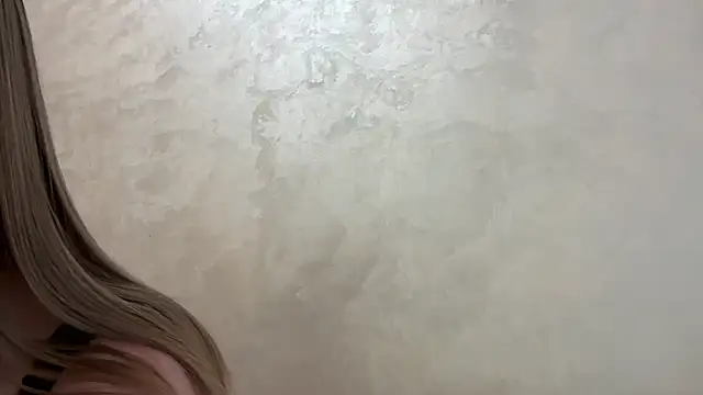 CaitlinaJayne23 online show from 04.10.26