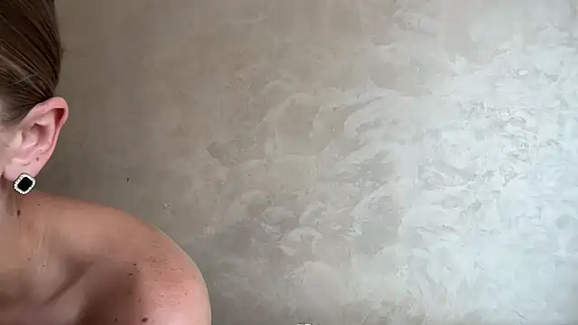 Snapshot of CaitlinaJayne23 chatting on 07.16.26 CaitlinaJayne23 online show from 07.16.26