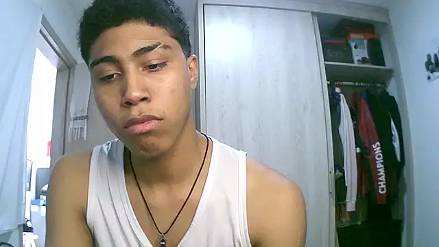 sexy diamante  online show from 02.19.26