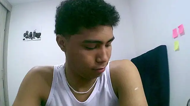 sexy diamante  online show from 02.21.26