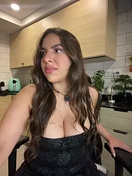 brazilianbbinuk online show from 11.14.25