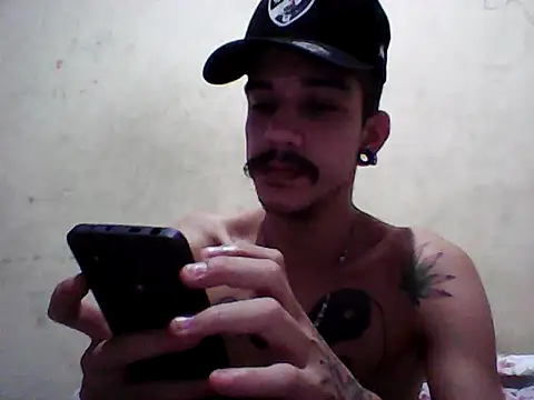 gatobranco001 online show from 03.19.25