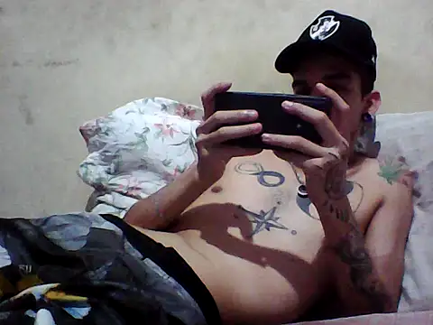 gatobranco001 online show from 03.19.25