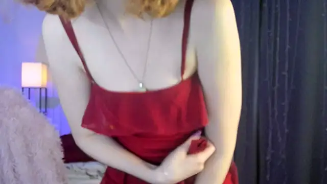 Snapshot of ReddHotPipper chatting on 10.21.25 ReddHotPipper online show from 10.21.25