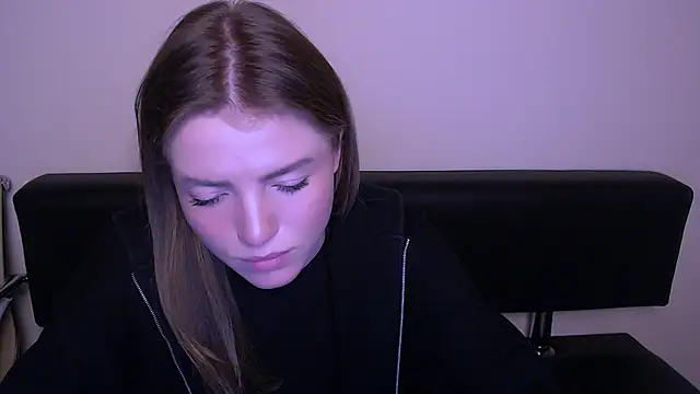 MissOliviaa  online show from 02.20.25