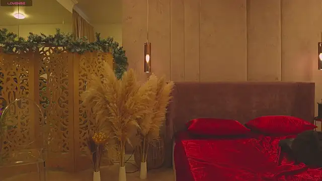 Smiley Mia online show from 04.03.26