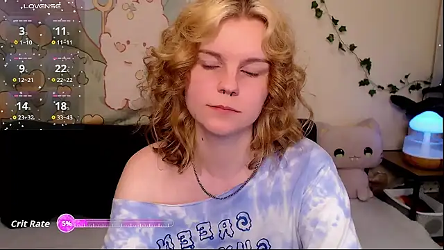 Snapshot of Moona_xx chatting on 04.24.26 Moona xx online show from 04.24.26