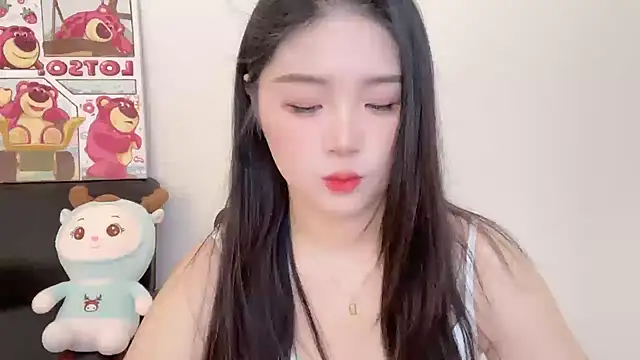 Snapshot of SU__SU chatting on 02.27.25 SU SU online show from 02.27.25