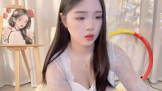 Snapshot of SU__SU chatting on 03.18.25 SU SU online show from 03.18.25