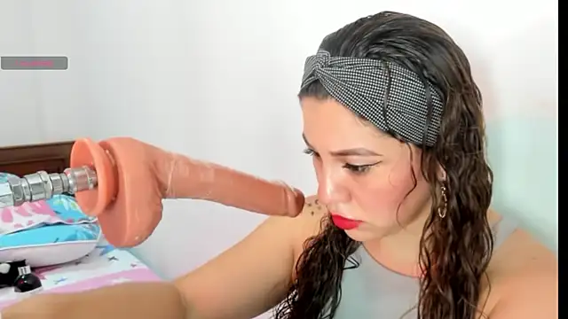 Snapshot of hade_cute chatting on 03.04.25 hade cute online show from 03.04.25